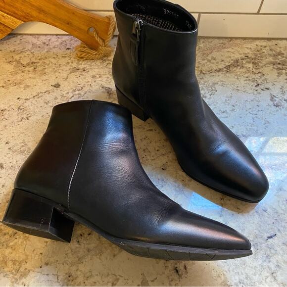AQUATALIA $425 Fuoco Black Leather Italy Ankle Boot 7.5 EUC - Picture 3 of 16